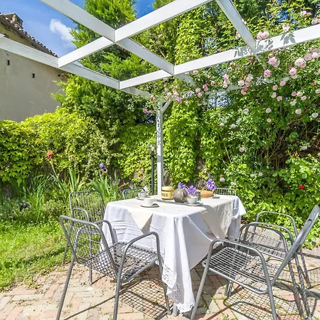 Isabella Альяно-Терме