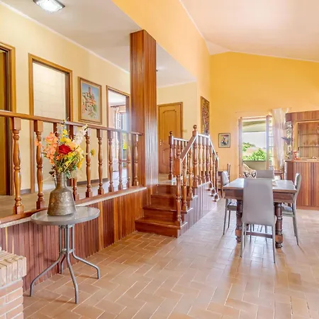 Дом отдыха Isabella *