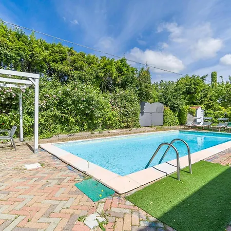 Дом отдыха Isabella